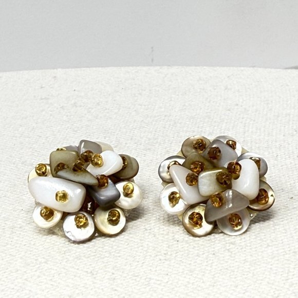 Vintage Bead Cluster Earrings Clip-On Wired‎ Retro Classic Marked Japan - Picture 2 of 9